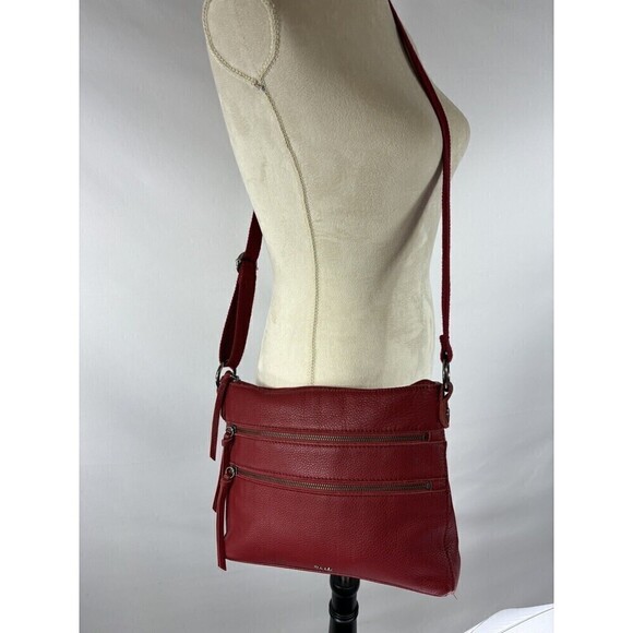 The Sak Crossbody Bag Purse Lipstick Red Leather Zipper Pockets Adjustable Strap - Picture 2 of 16